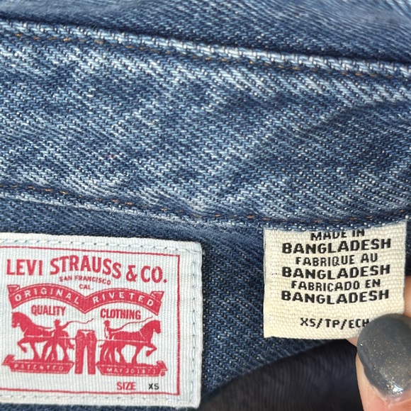 Levi's Blue Denim Shirt for Women - Picture 8 of 10